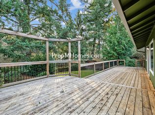 11404 SW Ironwood Loop, Tigard, OR 97223