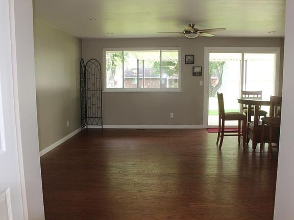 5th image of 7982 Stockbridge Dr