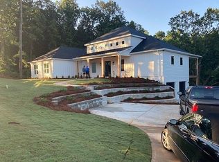 660 Laura Dr, Marietta, GA 30066