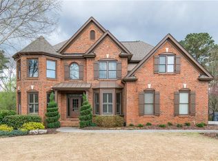 391 Spring Willow Dr, Sugar Hill, GA 30518