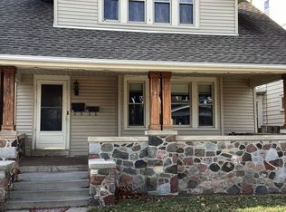 1125 S 72nd St, West Allis, WI 53214