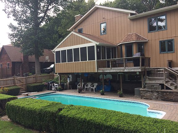 Shade for grandparents!