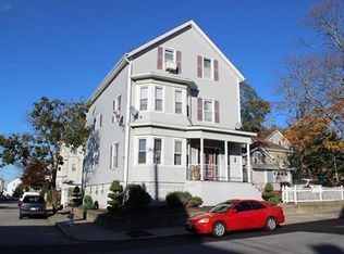 390 Sprague St, Fall River, MA 02724