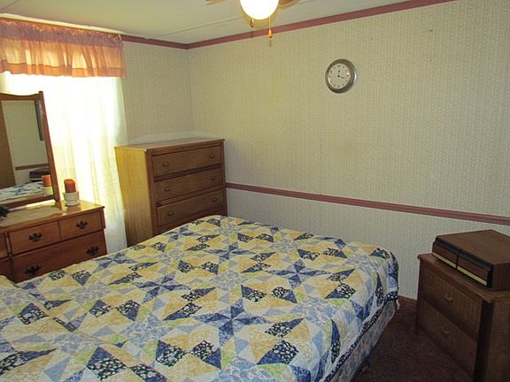 4th image of 6150 NW 81st Pl