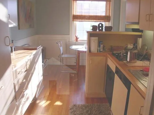 9 Arlington St #47, Cambridge, MA 02140