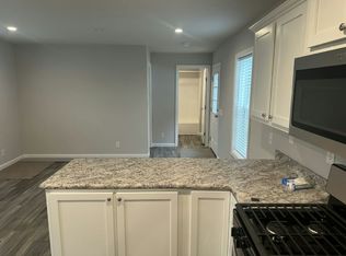 123 Lynn #14, Mankato, MN 56001