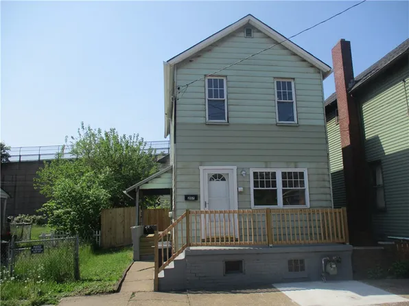 207 Fleet St, Braddock, PA 15104