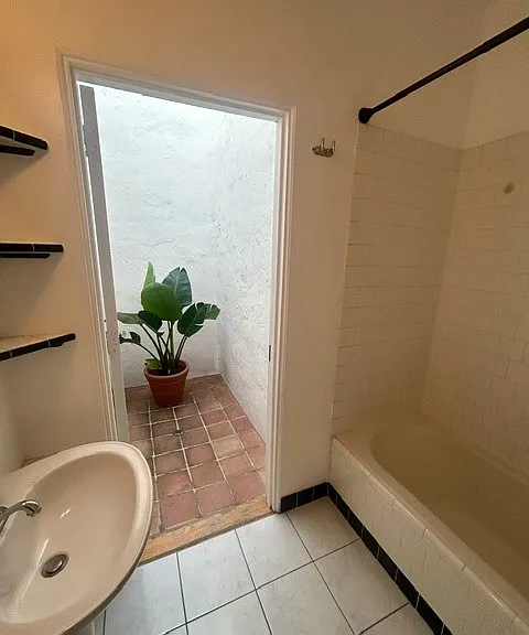 2448 Adams Ave #6 — Photo 24