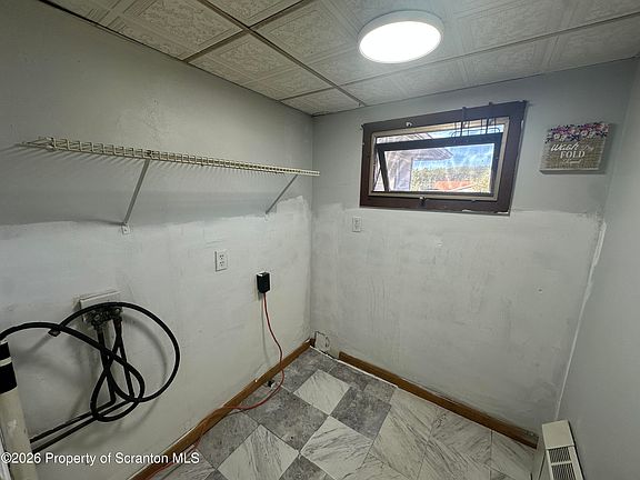5th image of 173 McAlpine St