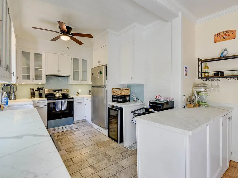 524 White St — Photo 26
