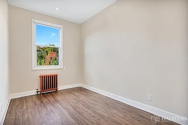 Rented by Halstead Real Estate | media 32