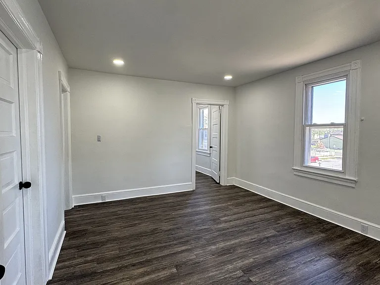 517 Bentley Ave #C — Photo 10