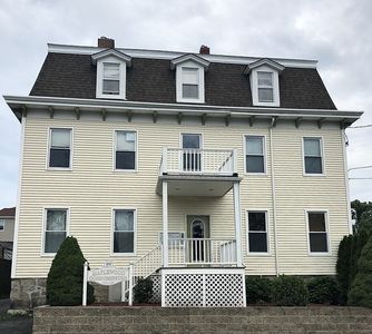 870 Maple St APT 3, Fall River, MA, 02720