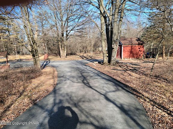4th image of 125 Kiowa Ln