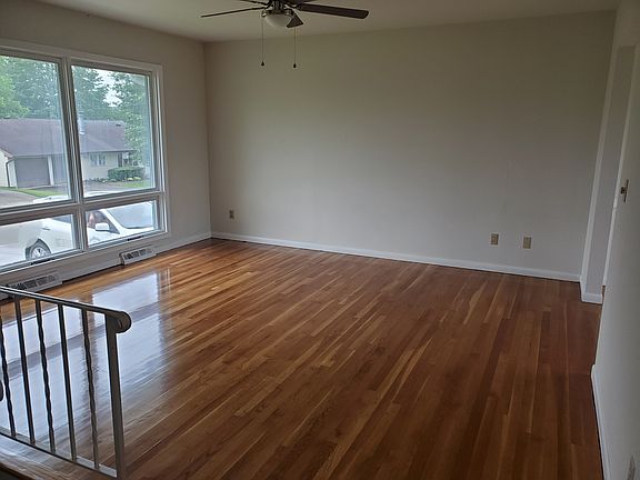 5th image of 3142 Brereton Ct