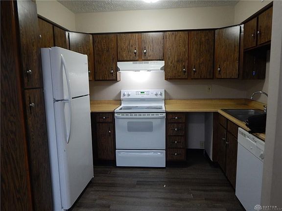 5th image of 750 Gordon Smith Blvd APT 18