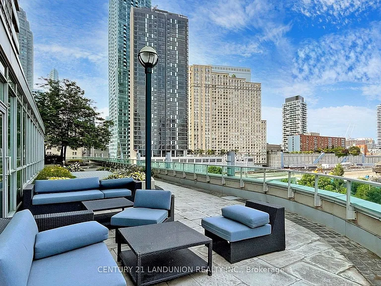 18 Yonge St #2714 — Photo 7