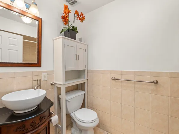 219 South Street image 7 of 45