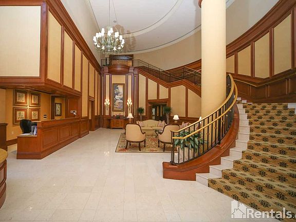 5th image of 1300 Ben Franklin Dr Unit 1005