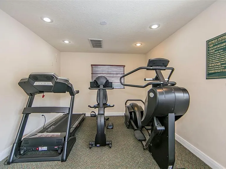 1100 Delaney Ave #F306 — Photo 36