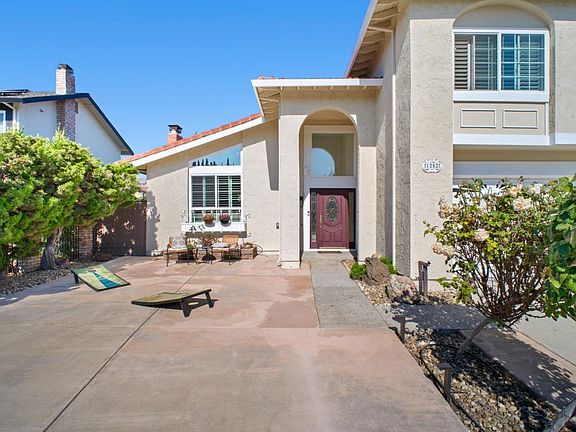 4th image of 1252 Belbrook Way
