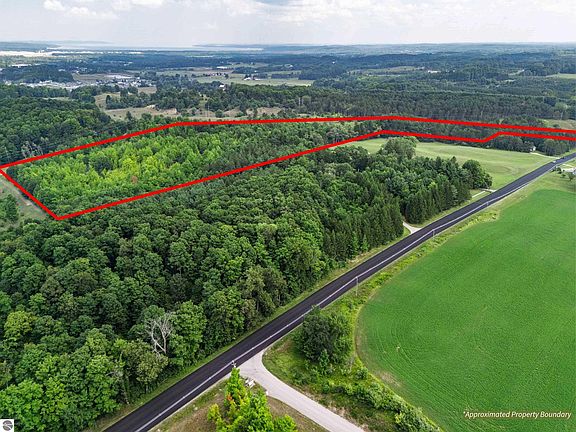 4th image of 1216 Hoch Rd