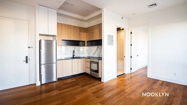 Rented by Nooklyn NYC LLC | media 21