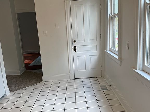 3rd image of 2435 Madison Rd #1