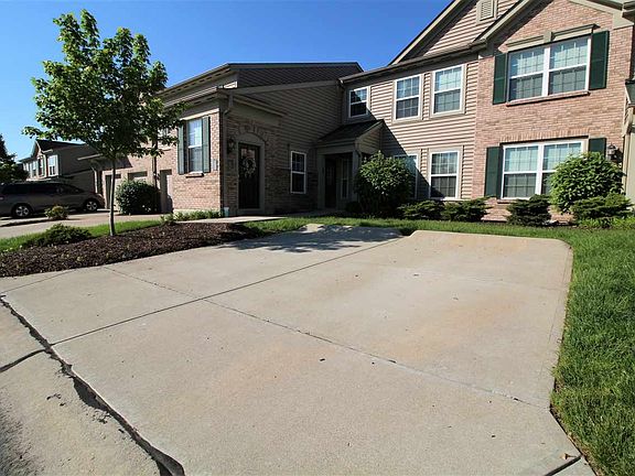 2nd image of 2335 Twelve Oaks Dr