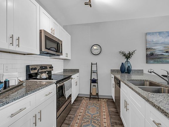 3rd image of 782 Riverfront Pkwy Unit 203
