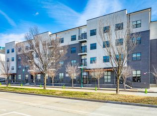 804 Riverfront Pkwy #204, Chattanooga, TN 37402