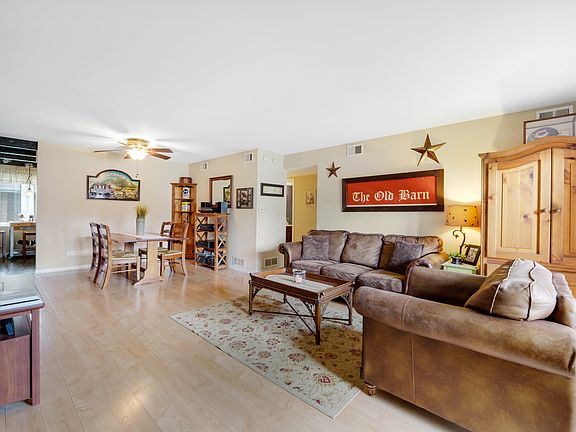 4th image of 9612 S Karlov Ave APT 102