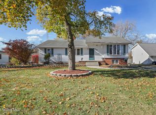 22 S 5th St, Waterville, OH 43566