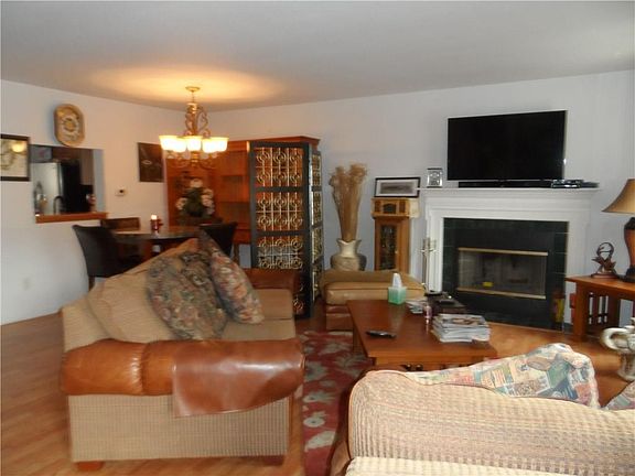 5th image of 3046 N Skylar Ln