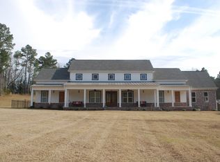 13995 Strickland Rd, Byhalia, MS 38611
