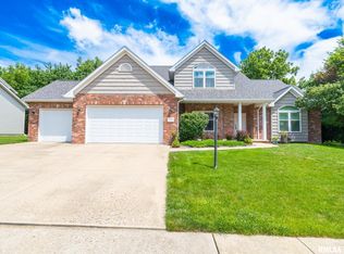7008 N Bradford Pl, Peoria, IL 61614