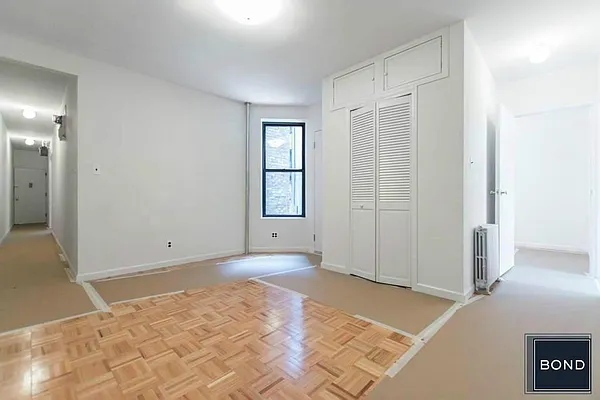 Rented by Bond New York | media 48