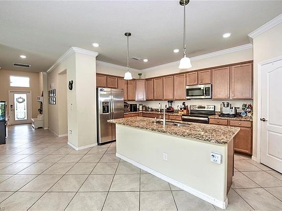 2nd image of 2431 Caslotti Way