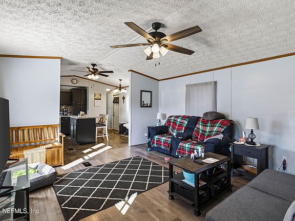 3rd image of 5380 LAURIE Lane