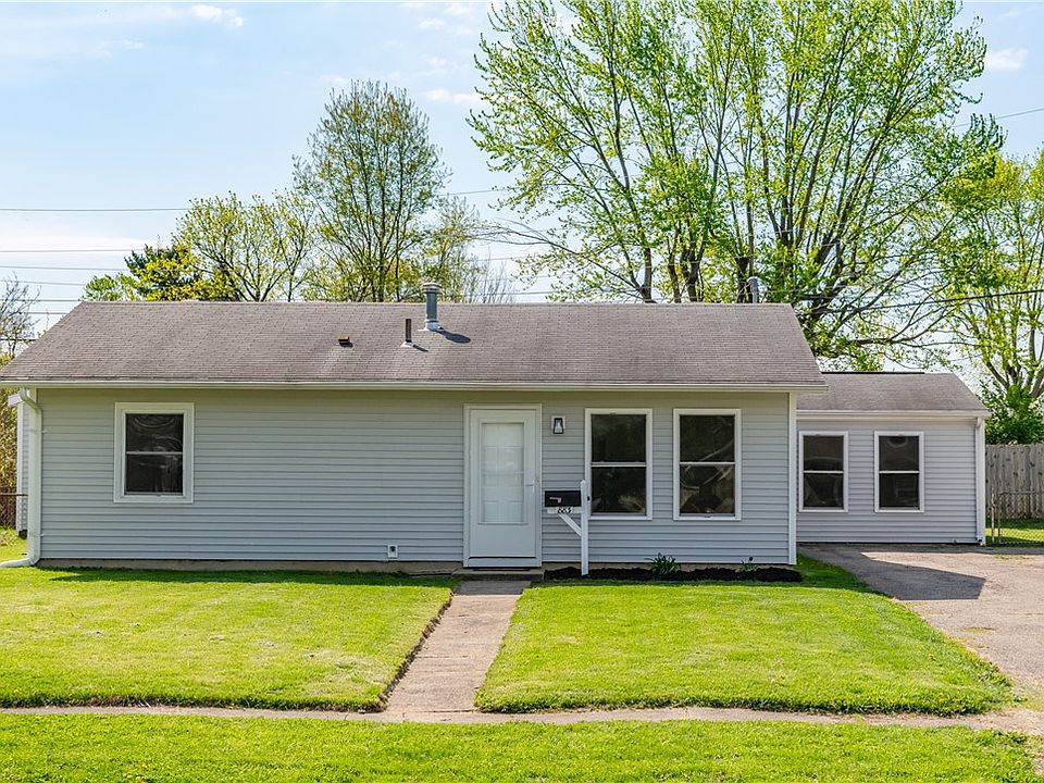 1st image of 883 Omard Dr