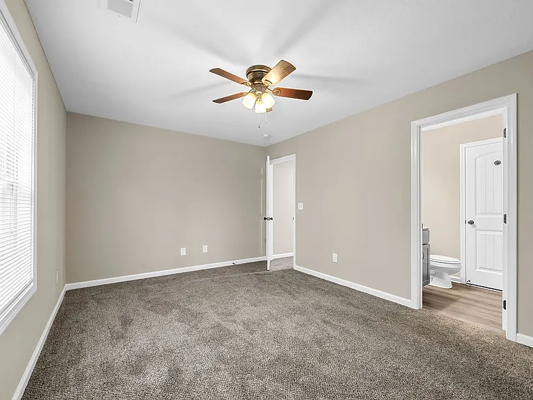Glenstone Springs Dr - 431 — Photo 16