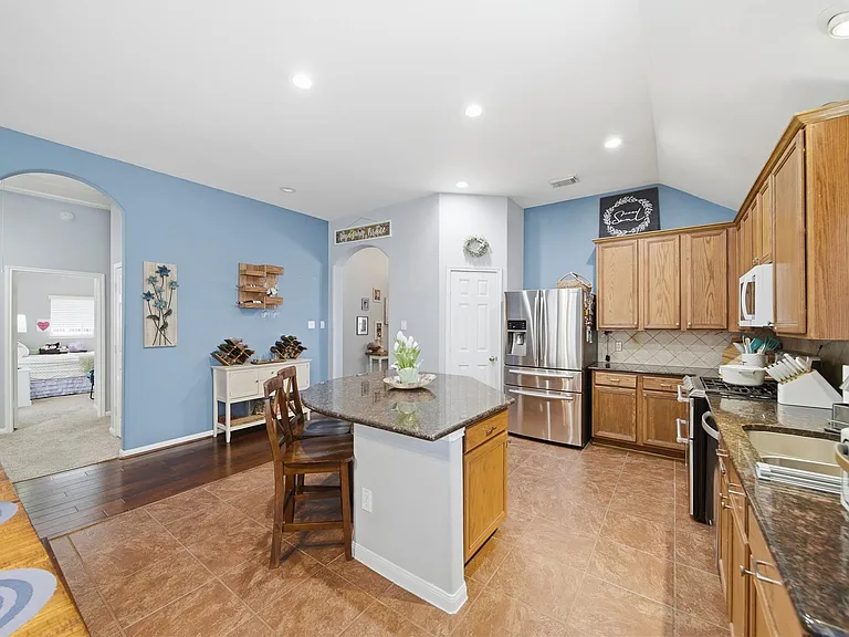 4910 Ivory Meadows Ln — Photo 10