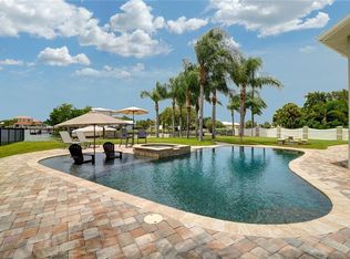 400 Harbor Dr N, Indian Rocks Beach, FL 33785