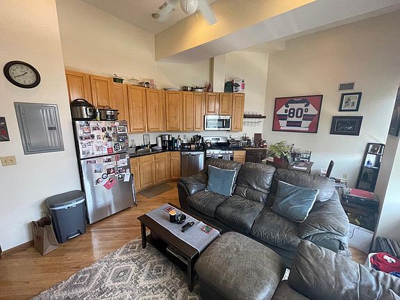 Living Room - Kitchen Area