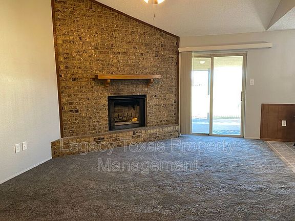 5th image of 1413 Berry Dr