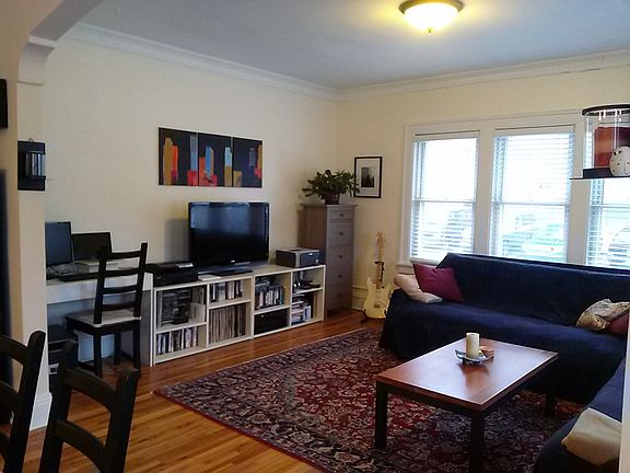 5th image of 3549 Emerson Ave S #G1