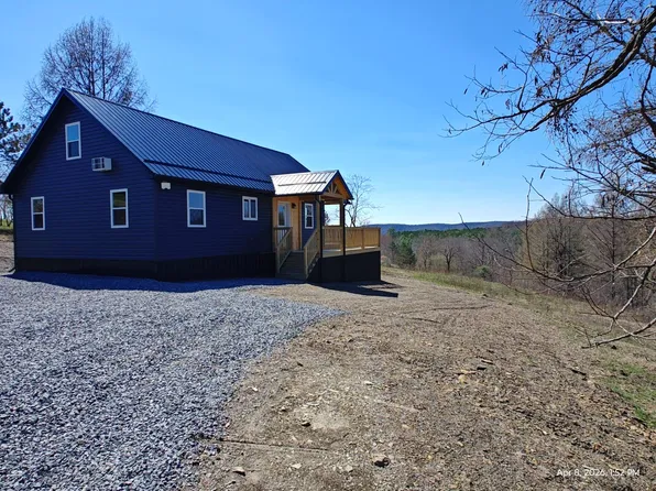 39D Coyote Dr, Benezette, PA 15821