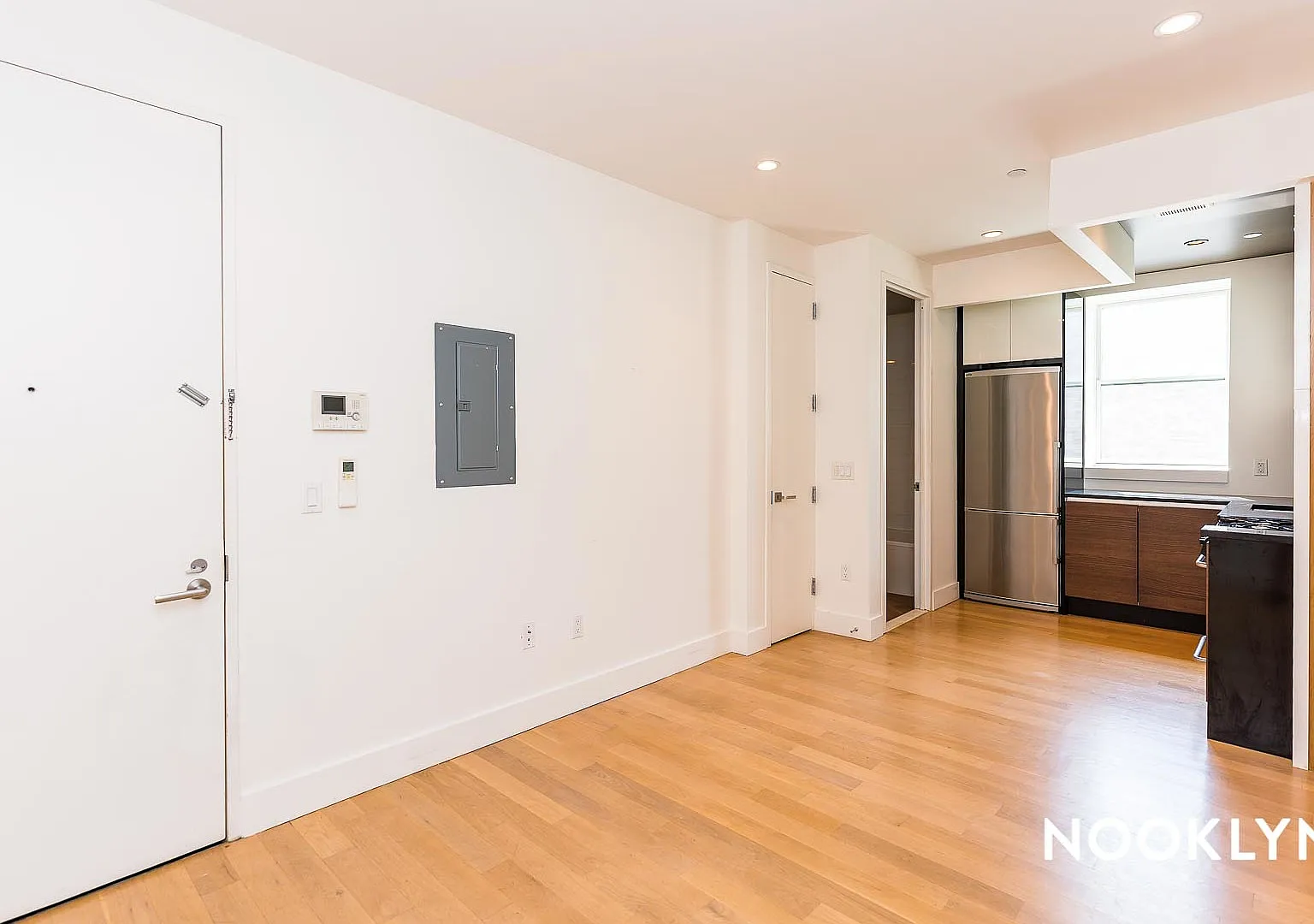 829 Willoughby Avenue — Photo 3
