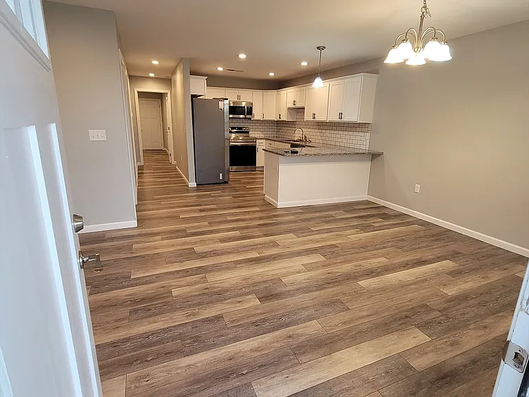 238 Longwood Ln #1 — Photo 1