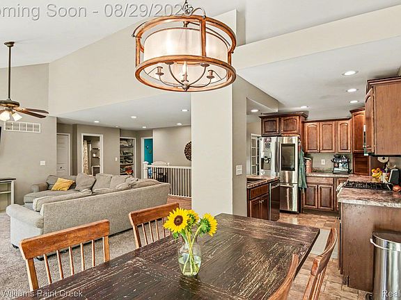 3rd image of 5263 Diehl Rd